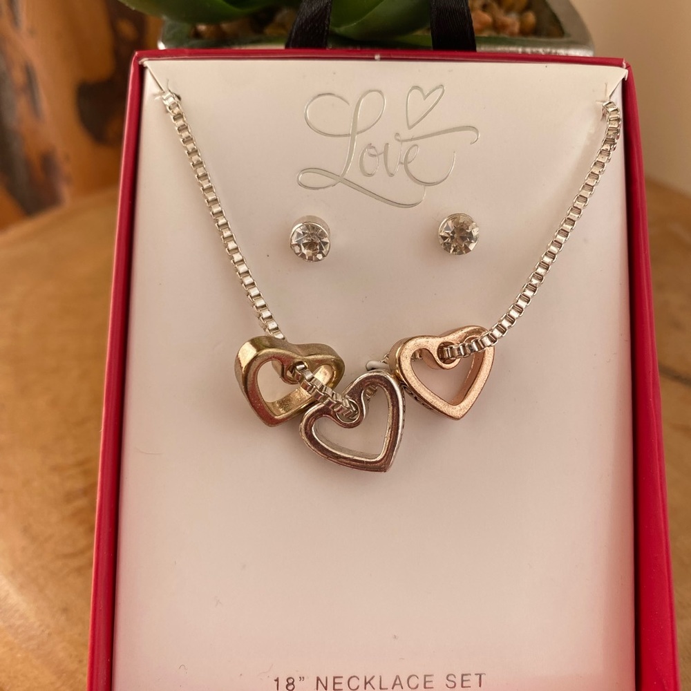 Triple heart necklace